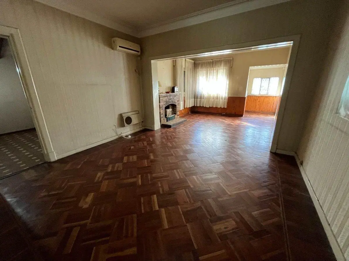 CASA EN VENTA QUILMES 5