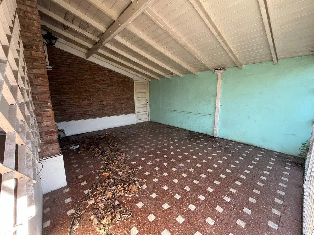 CASA EN VENTA QUILMES 3
