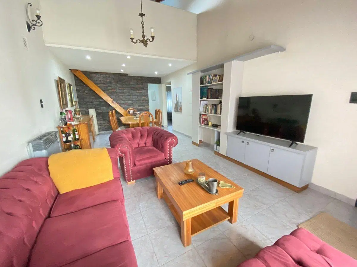 Casa en venta en La Plata 4