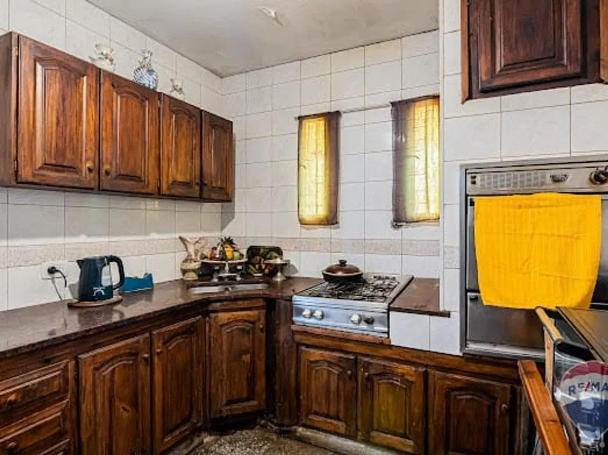 CASA + DEPARTAMENTO EN VENTA EN LA PLATA 2