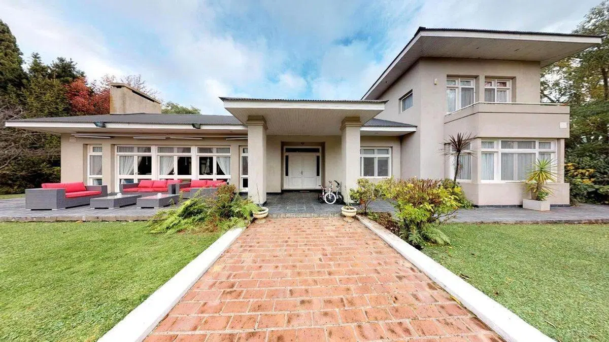 CASA EN VENTA CITY BELL 2