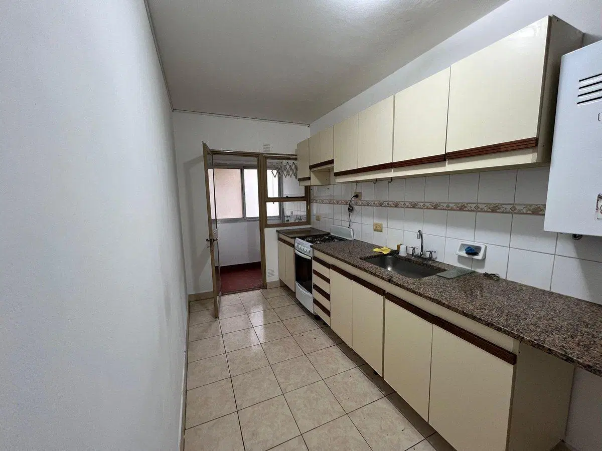 DEPARTAMENTO EN VENTA DE 3 DORMITORIOS EN LA PLATA 5