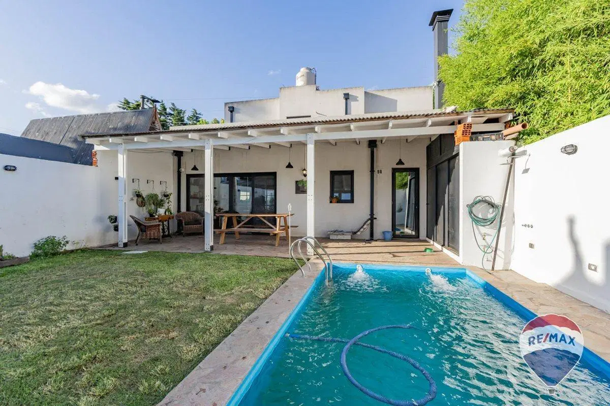 CASA EN VENTA CITY BELL, LA PLATA 3