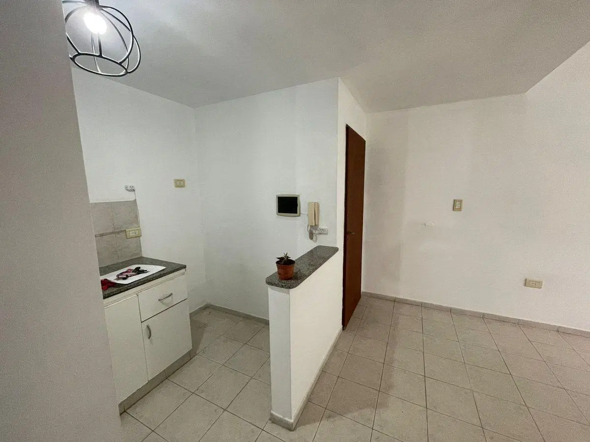 DEPARTAMENTO EN VENTA LA PLATA 5
