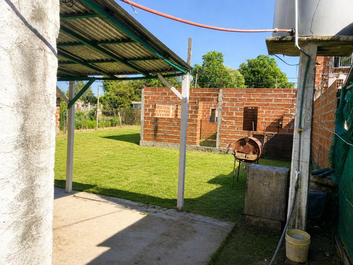 Casa en VENTA 1 dorm. +OBRA El Pato Berazategui 5