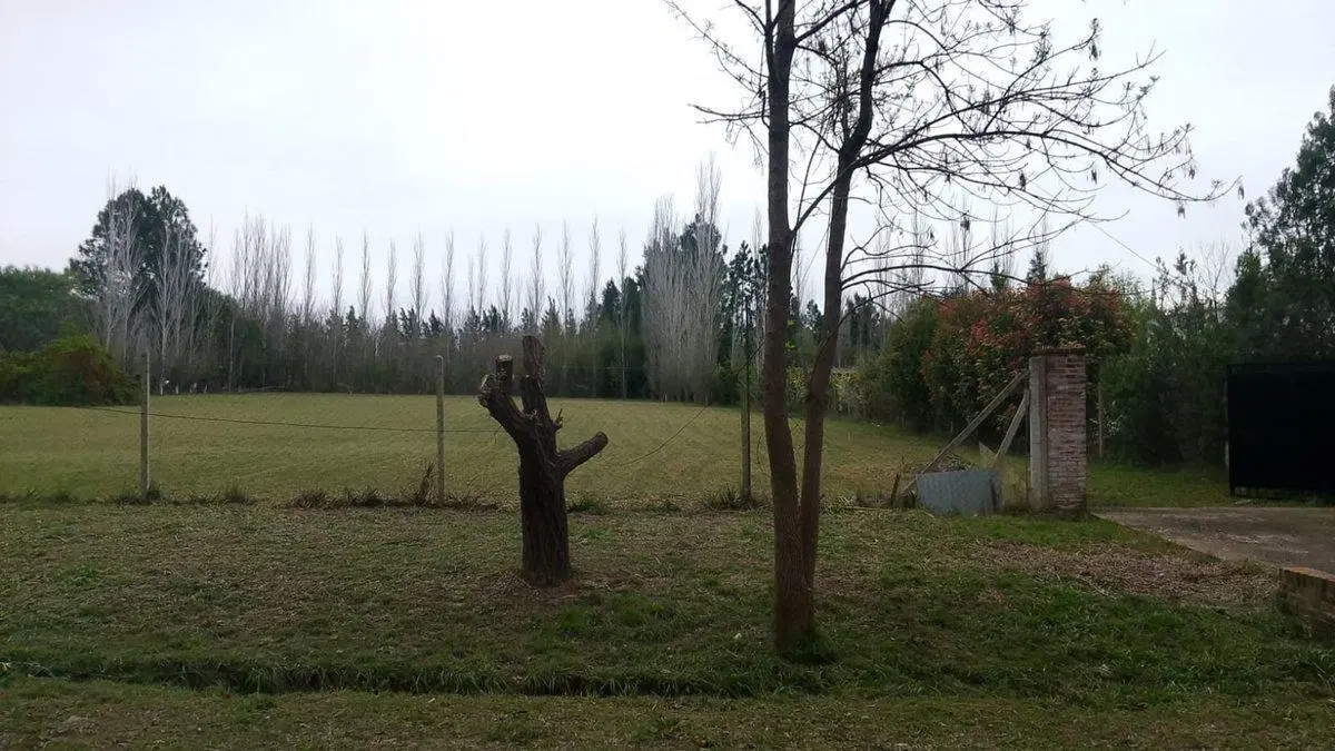 LOTE EN VENTA BARRIO SANTA BRIGIDA -  CARDALES 2