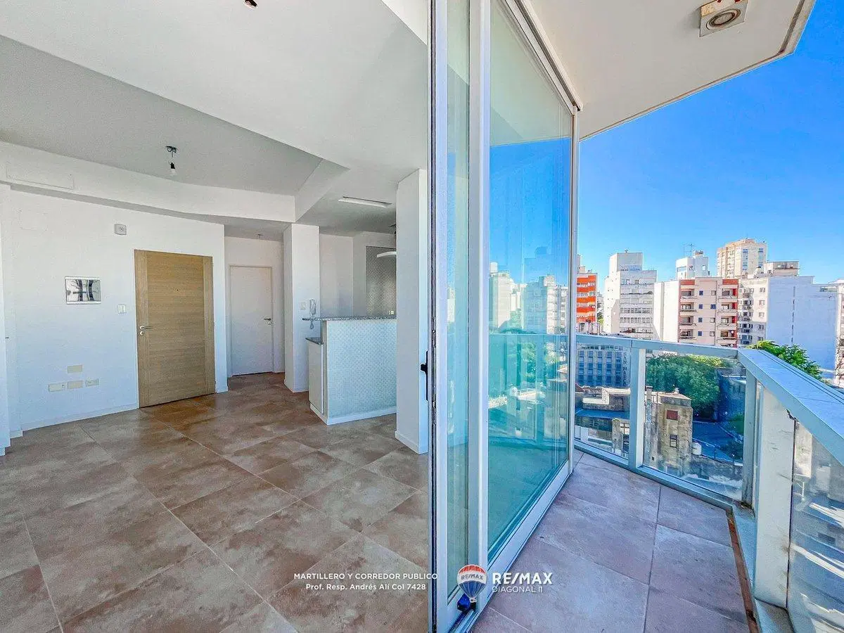 DEPARTAMENTO EN VENTA LA PLATA 3