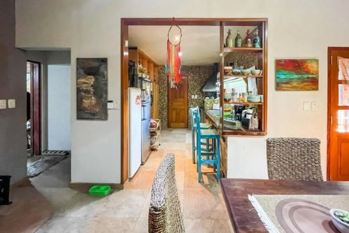 CASA EN VENTA GONNET 3