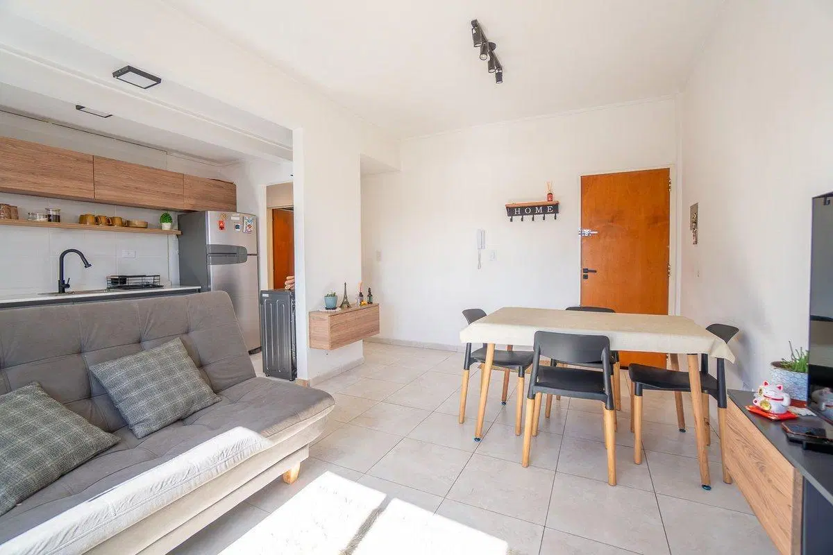 DEPARTAMENTO EN VENTA LA PLATA 2