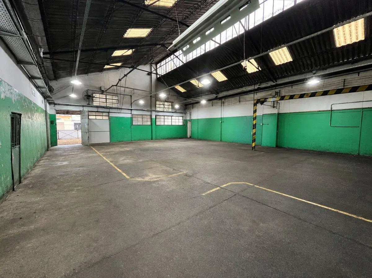 GALPON DEPOSITO EN VENTA EN QUILMES 3