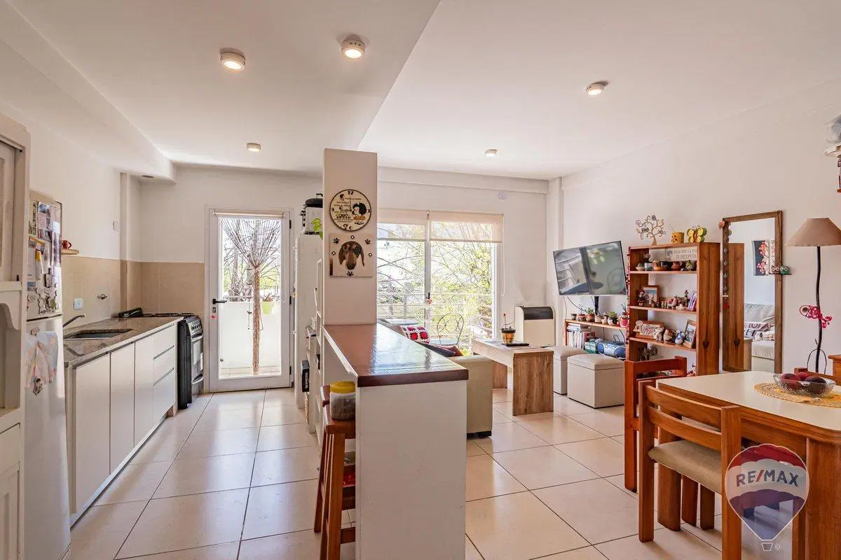 DEPARTAMENTO EN VENTA LA PLATA 4