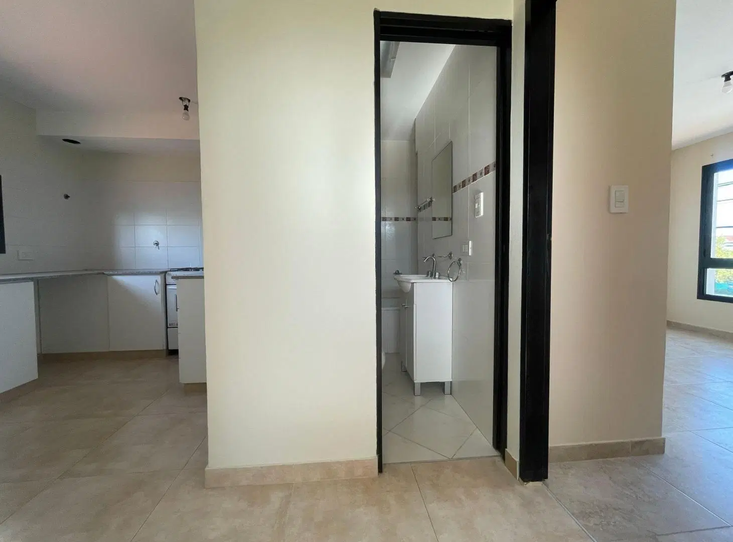 Departamento en ALQUILER 1 dormitorio y cochera 3