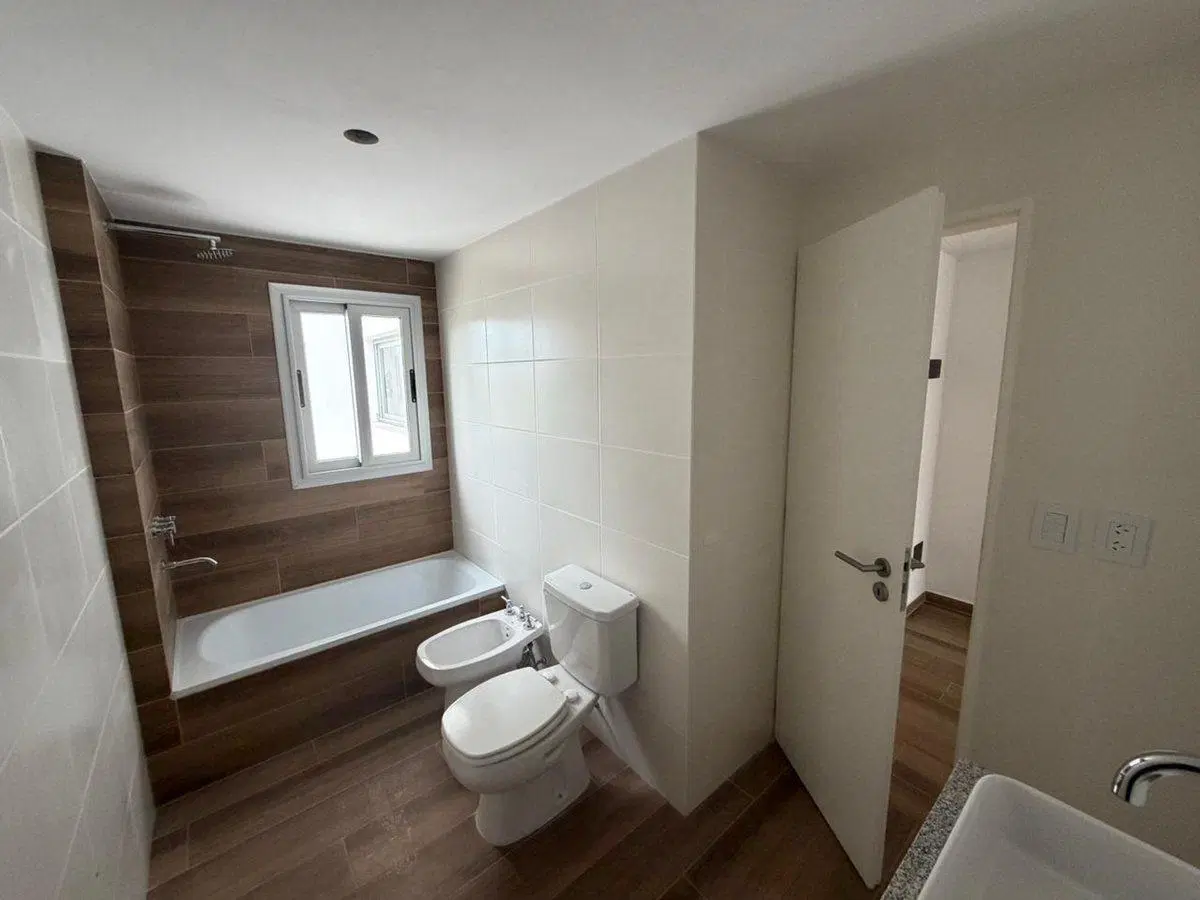 DEPARTAMENTO MONOAMBIENTE. VENTA. LA PLATA 2