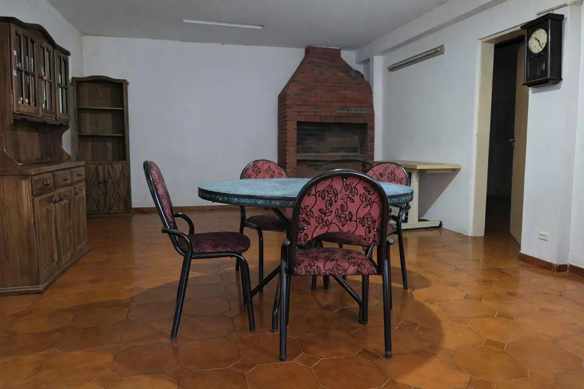 Casa en Venta en Florencio Varela amplio terreno 2