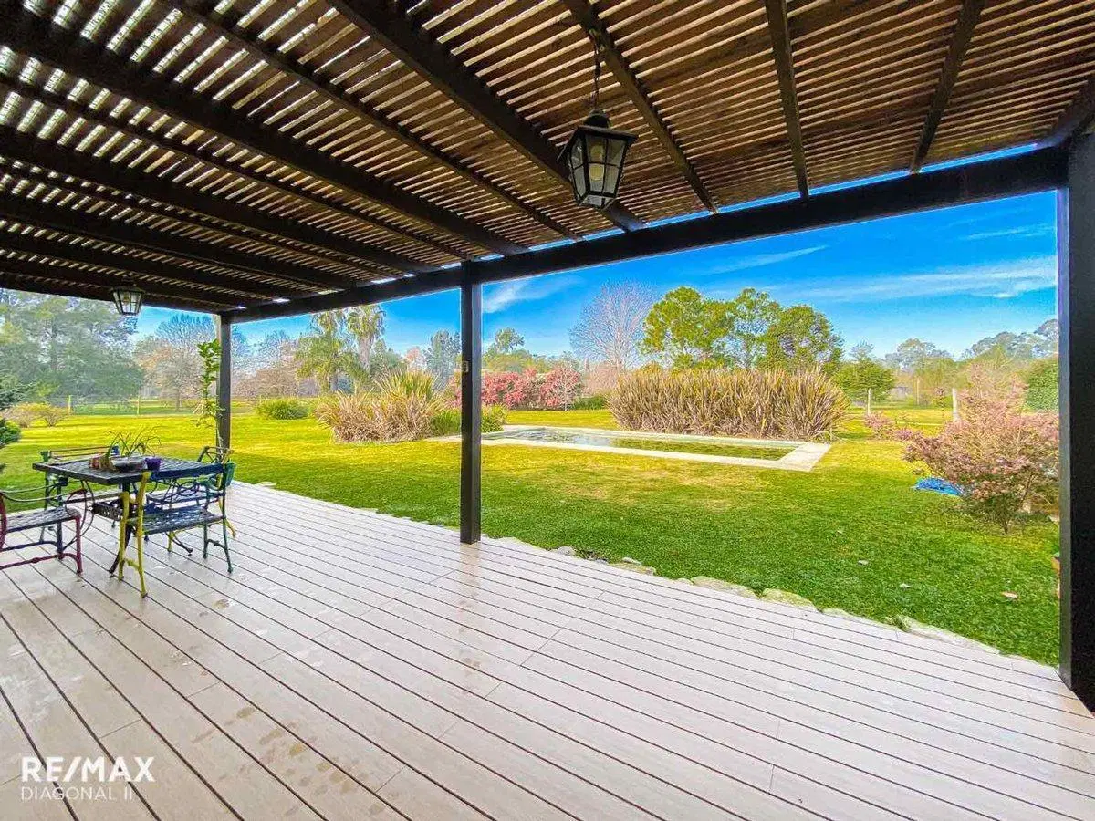 Casa en Venta en Villa Elisa 3