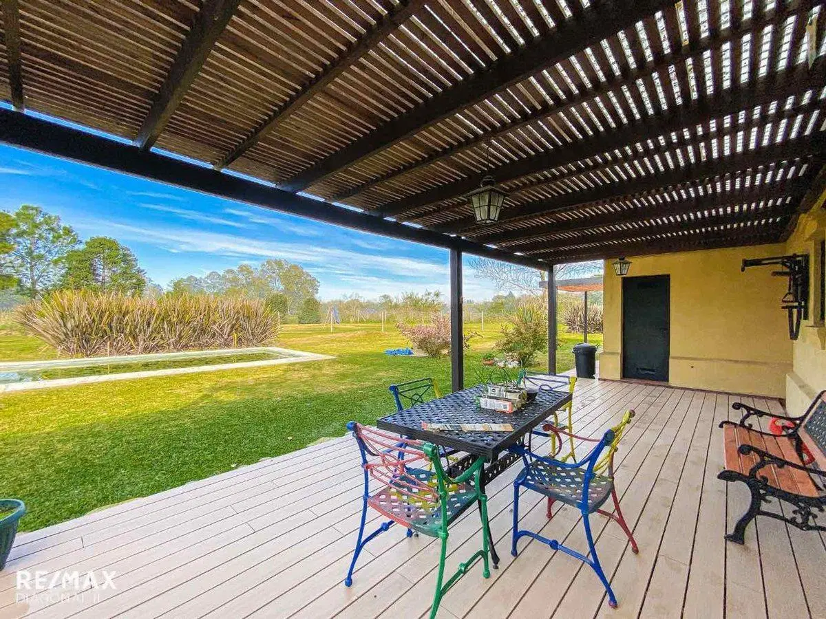Casa en Venta en Villa Elisa 4