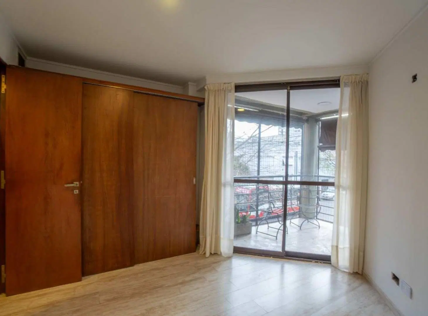 DEPARTAMENTO EN VENTA LA PLATA 4