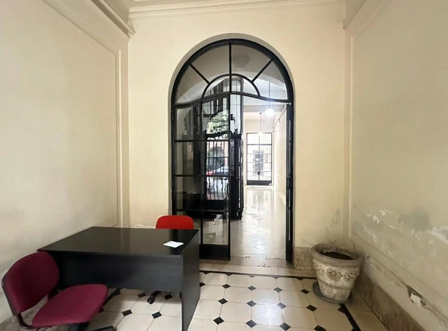Oficina en venta en La Plata 3