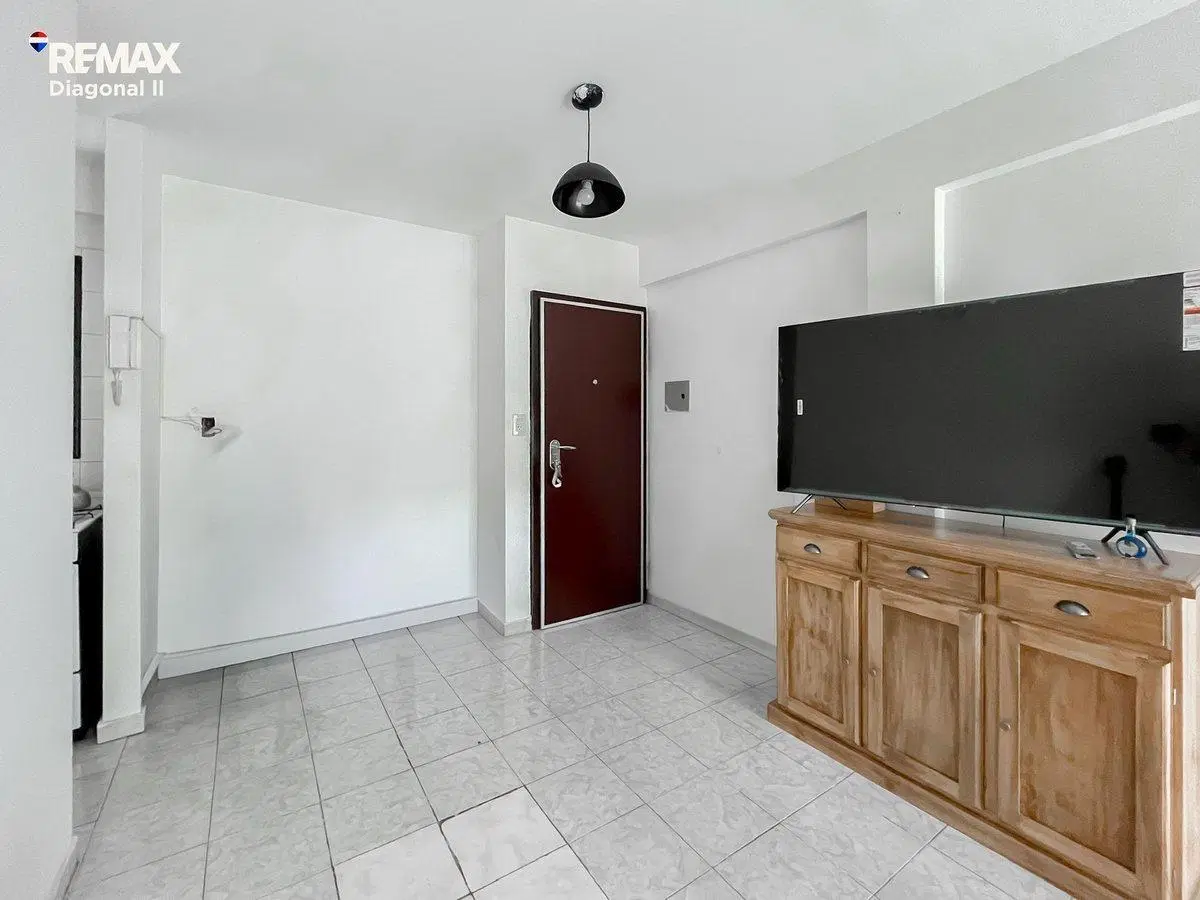 Departamento en venta 1 dorml. La Plata. 5