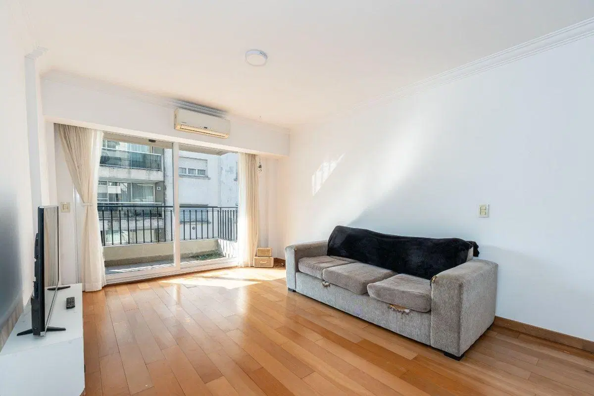 Venta Recoleta 2 amb. amplios lum balcón y cochera 5