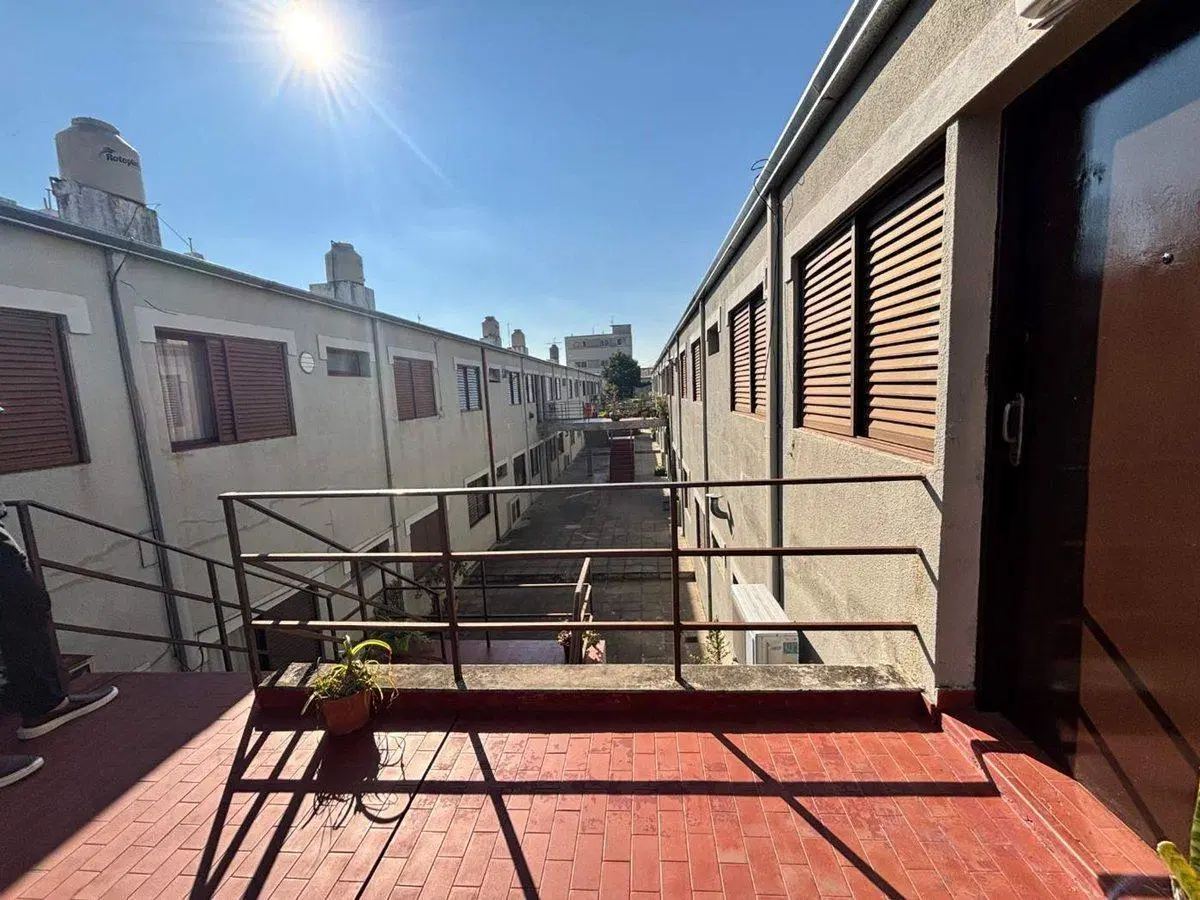 DEPARTAMENTO EN VENTA LA PLATA 3