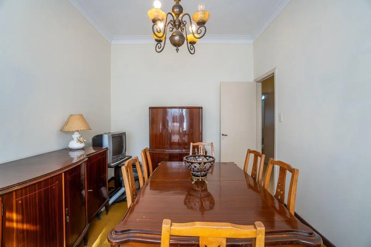 CASA EN VENTA LA PLATA 5