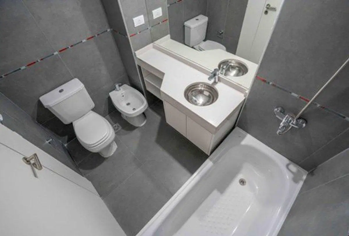 Venta departamento 3 amb. balcón en Pque Patricios 4