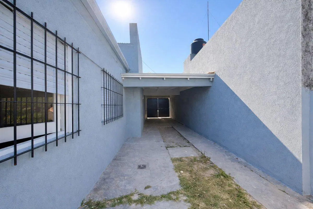 CASA EN VENTA TOLOSA 5