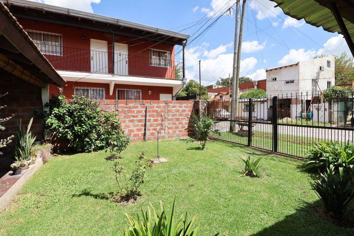 Foto de Casa en Venta en Del Viso 6 amb, imagen 5