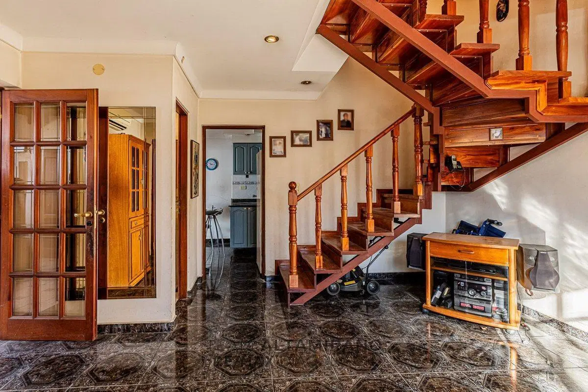 CASA EN VENTA 2 DORMITORIOS EN BERISSO 2