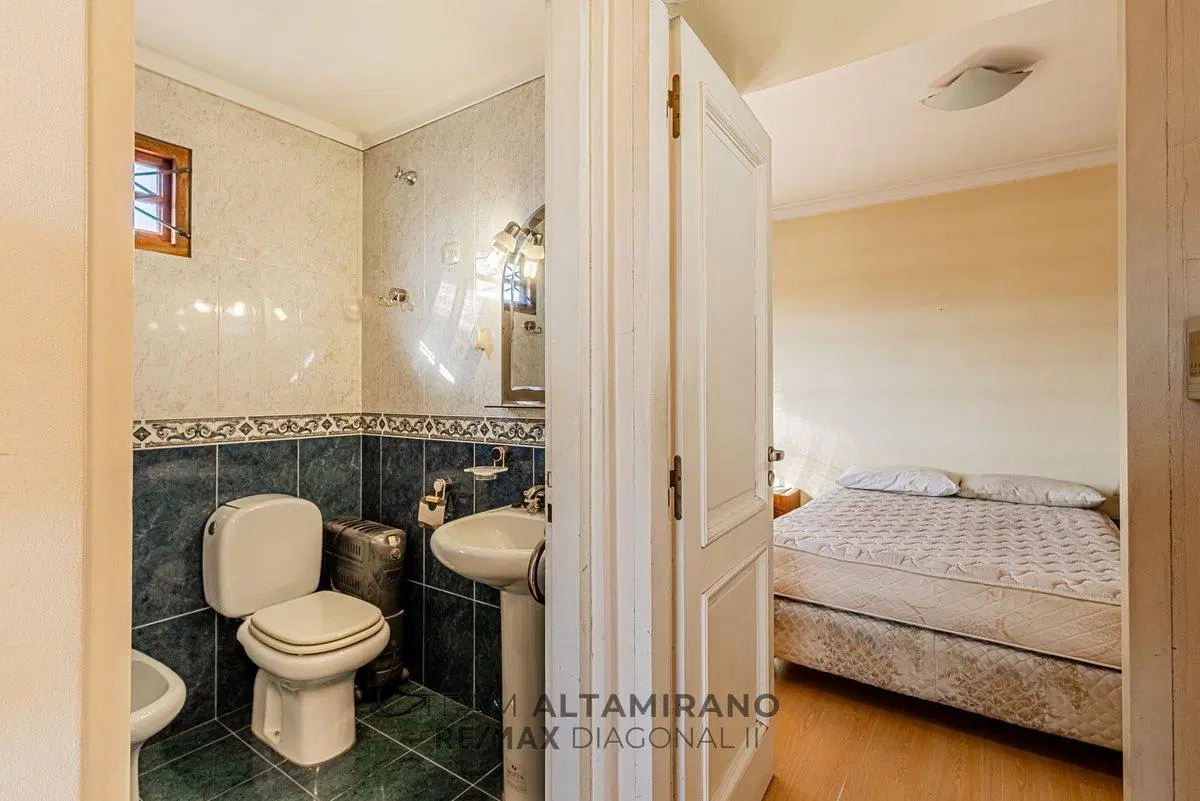 CASA EN VENTA 2 DORMITORIOS EN BERISSO 5