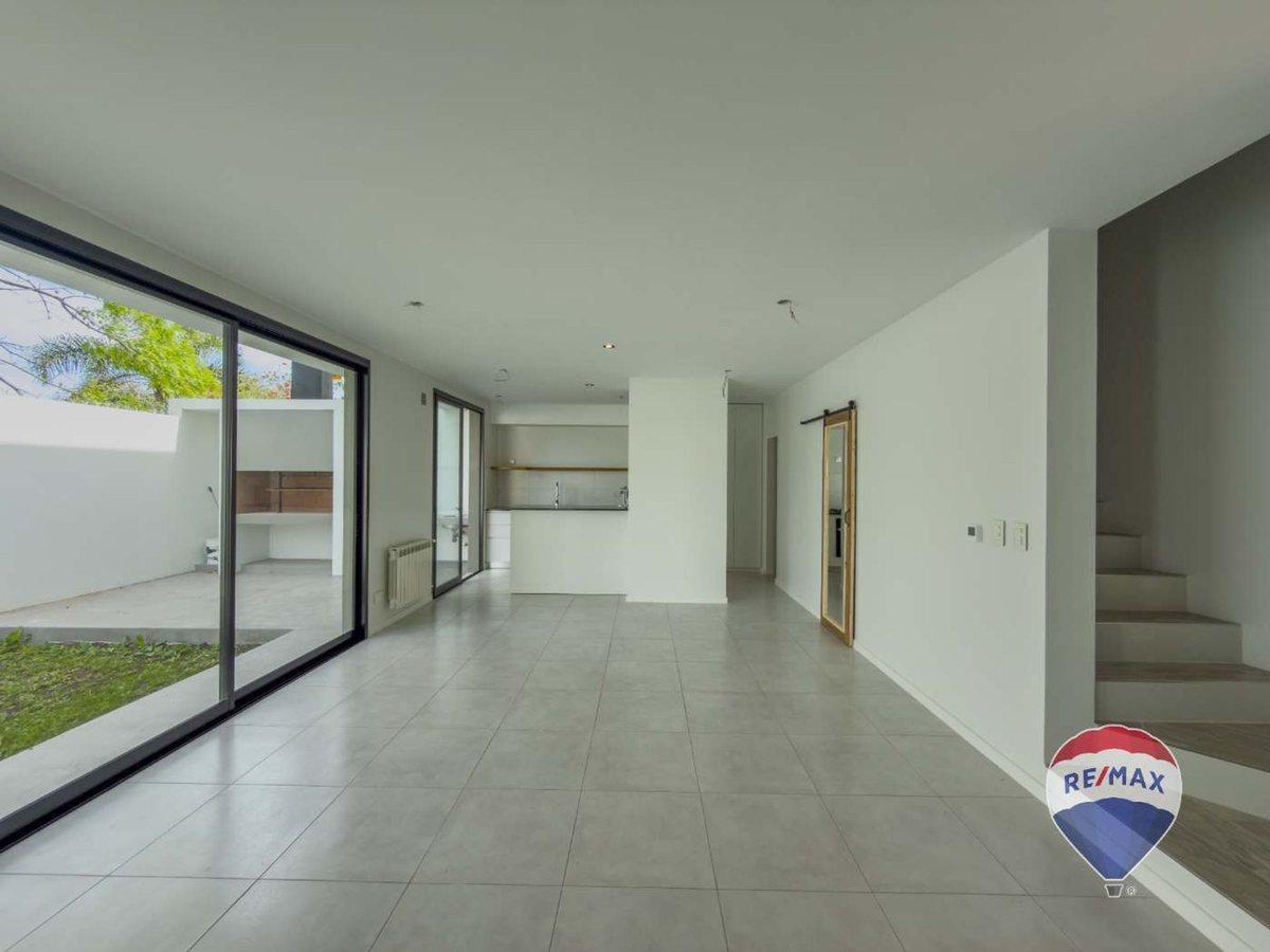 CASAS EN VENTA EN VILLA CASTELLS