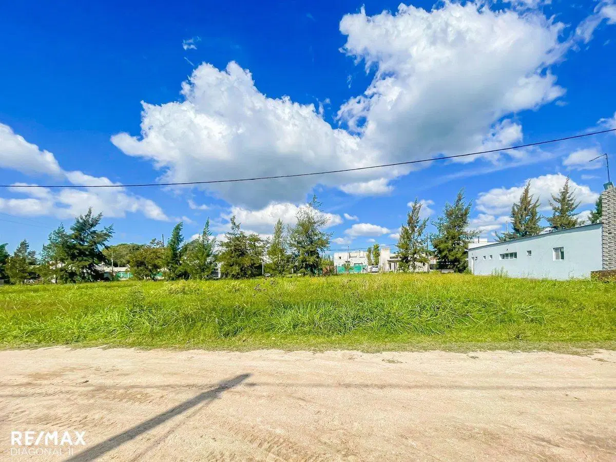 Lotes en venta en Barrio Cerrado -FINANCIA 2
