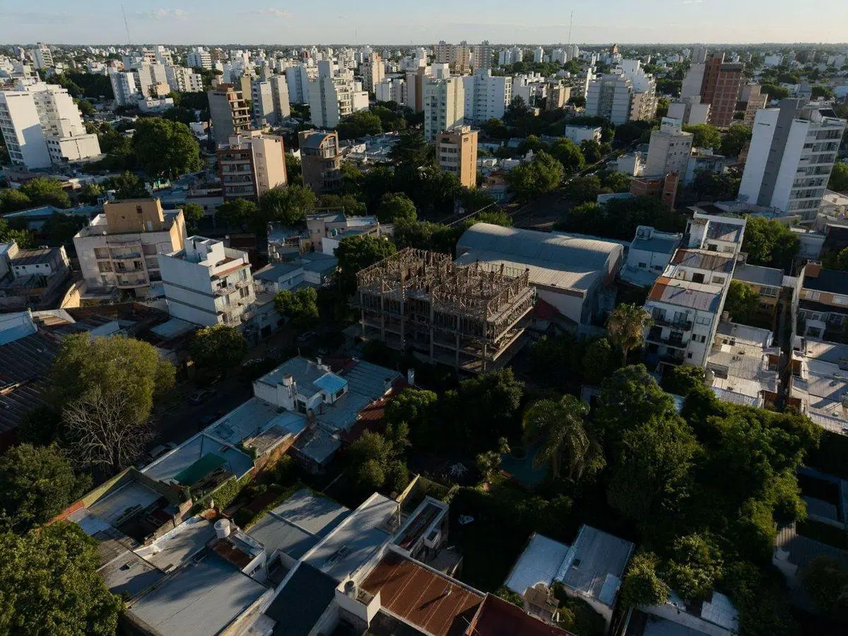 Departamento en pozo monoambiente en La Plata 3