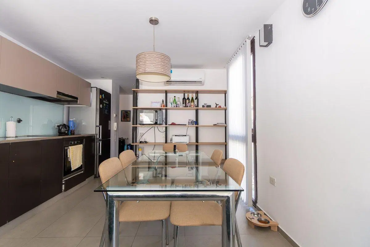 Departamento 2 dormitorios en venta. La Plata 3