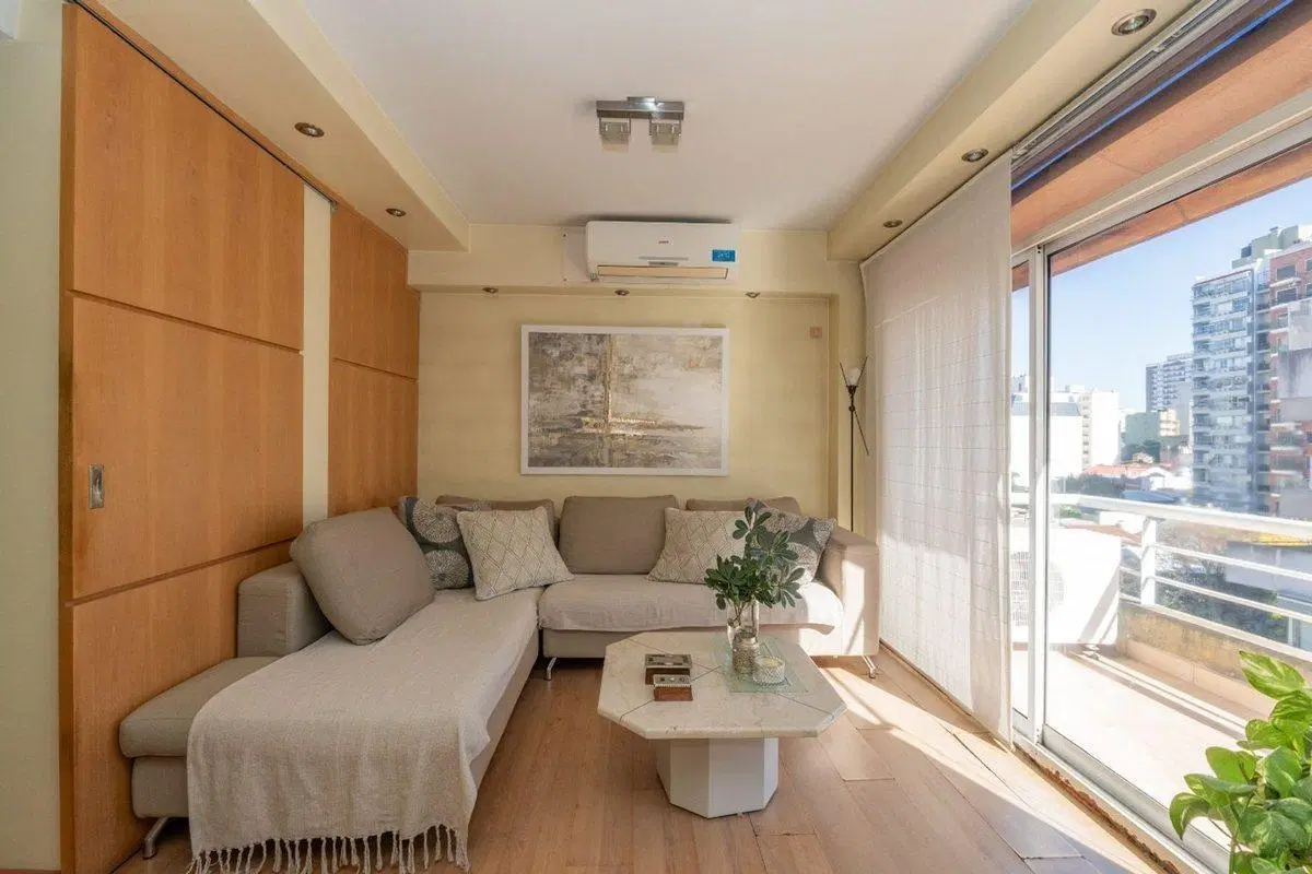 Venta triplex 5 amb 2 cocheras c/ascensor  Urquiza 5