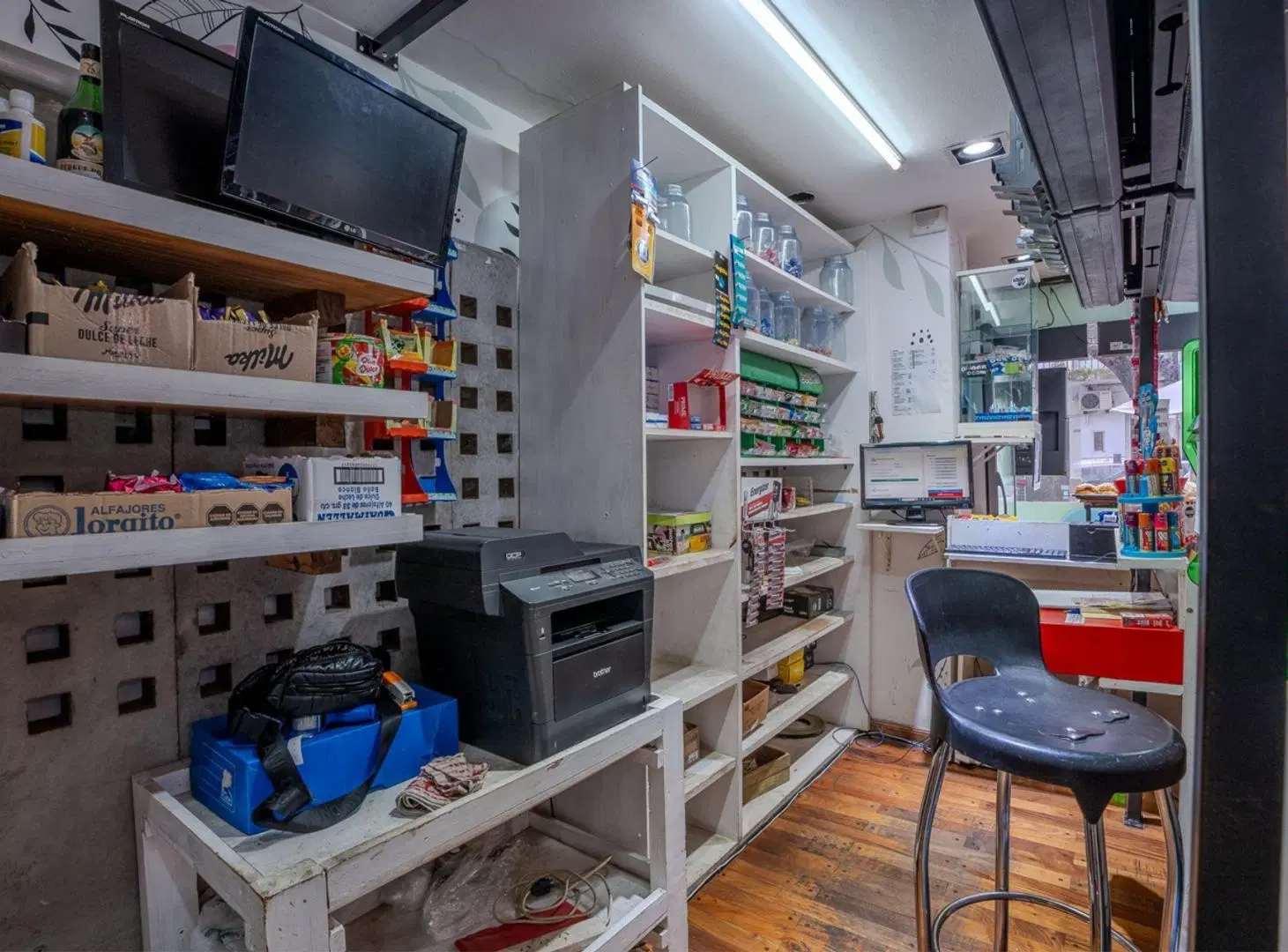 LOCAL EN VENTA LA PLATA 5
