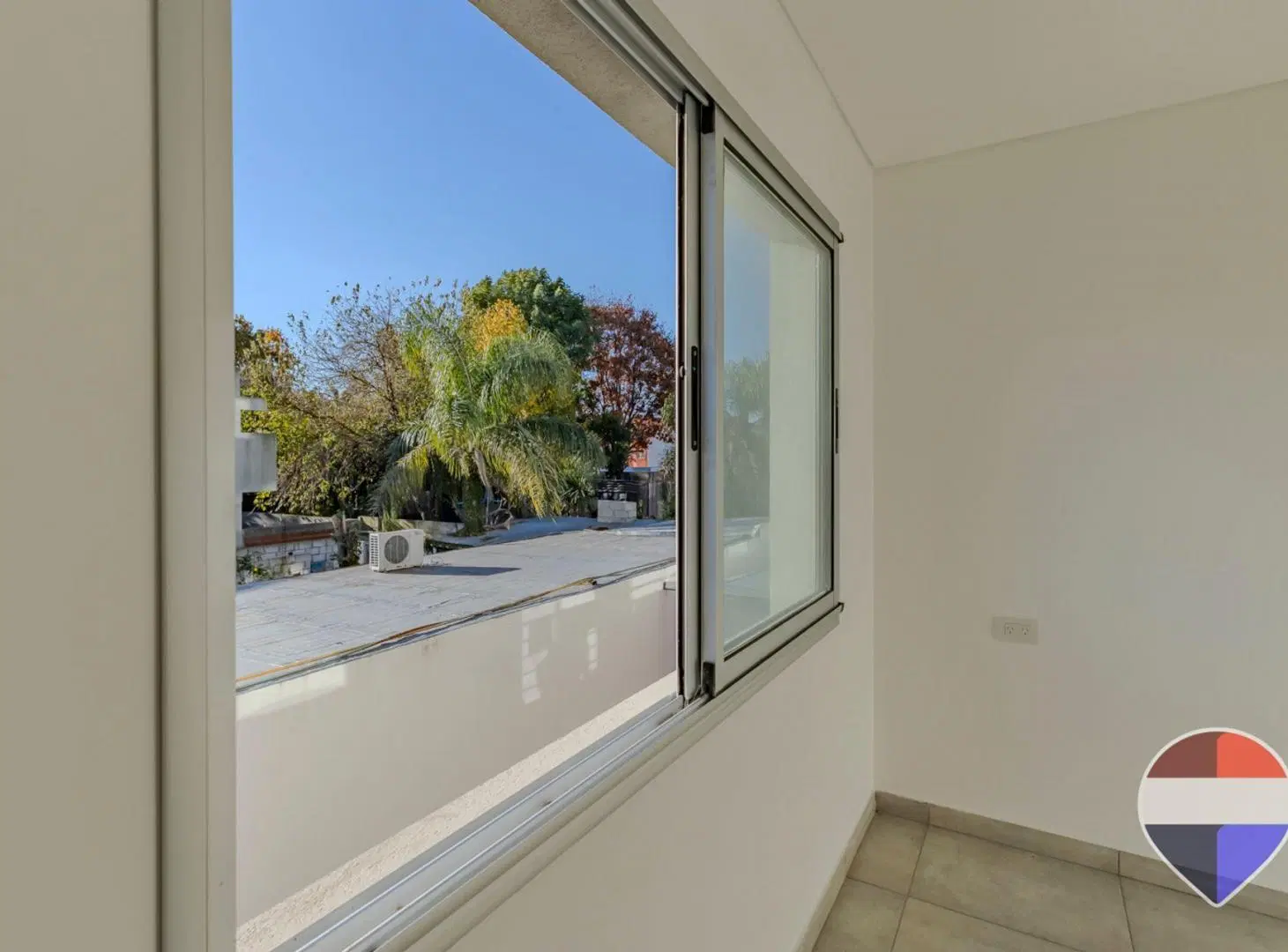 VENTA Departamento 2 ambientes BERAZATEGUI 2