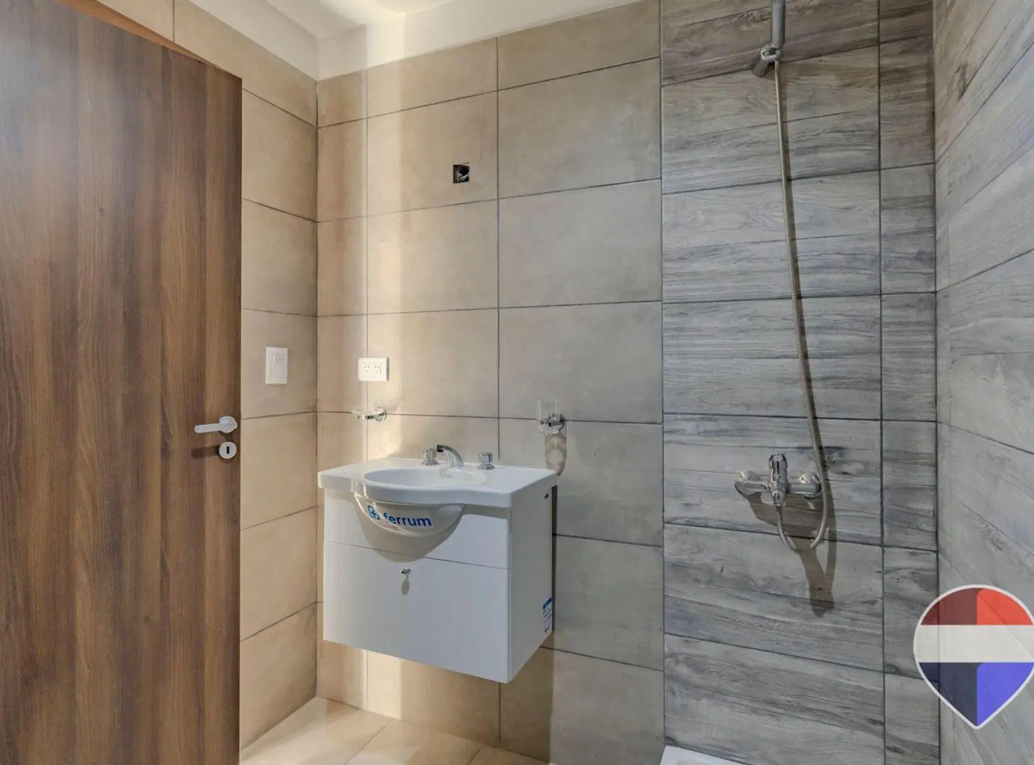 VENTA Departamento 2 ambientes BERAZATEGUI 4