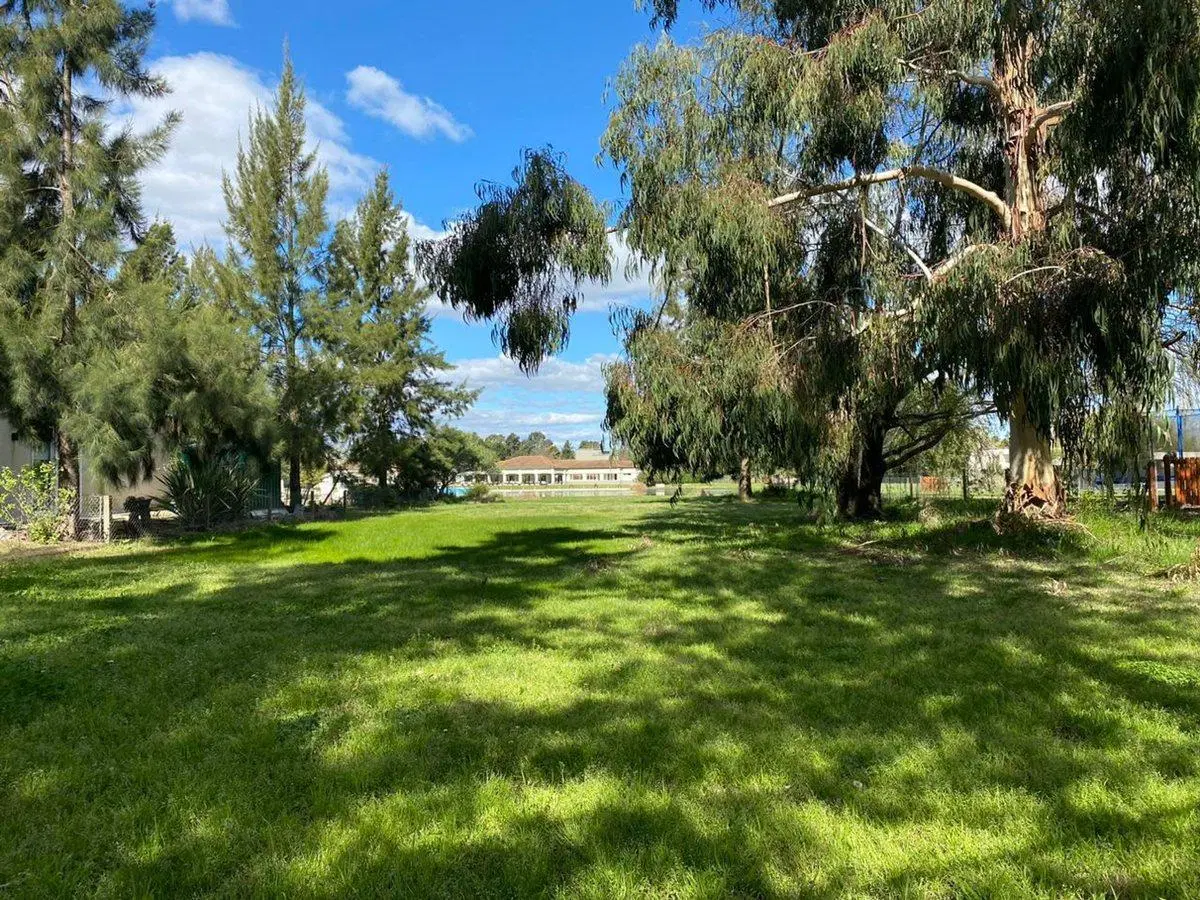 LOTE EN VENTA EN MIRALAGOS 5