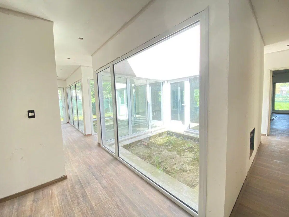 CASA EN VENTA EN MIRALAGOS 4
