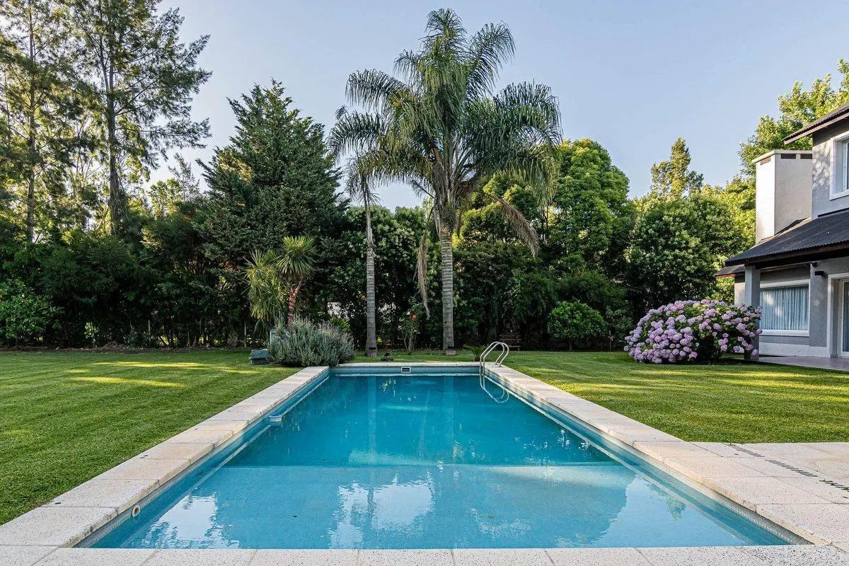 CASA EN VENTA HARAS DEL SUR 1 2