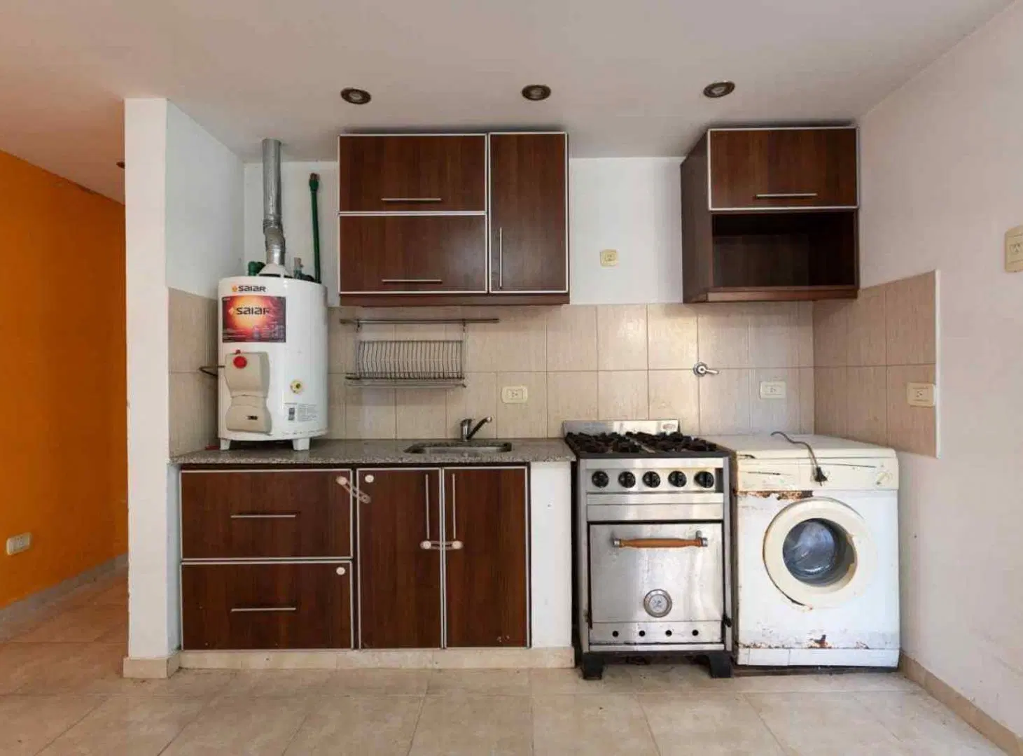 Casa 1 dormitorio venta Gonnet 3