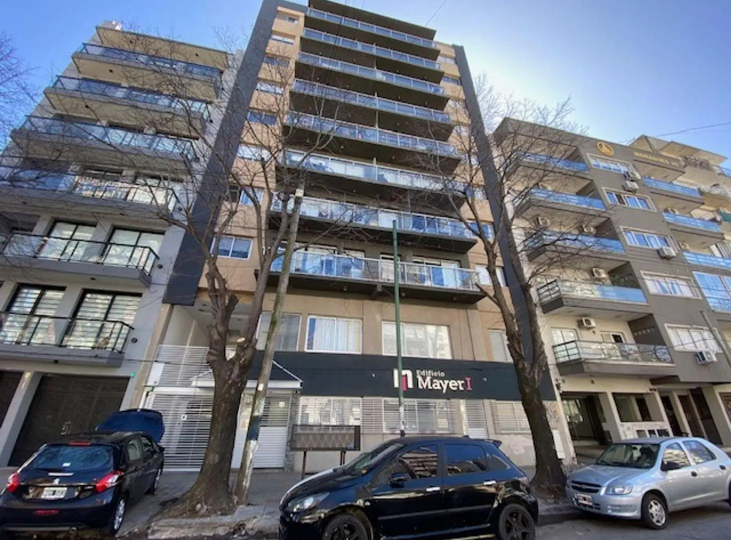 COCHERAS EN VENTA LA PLATA 4