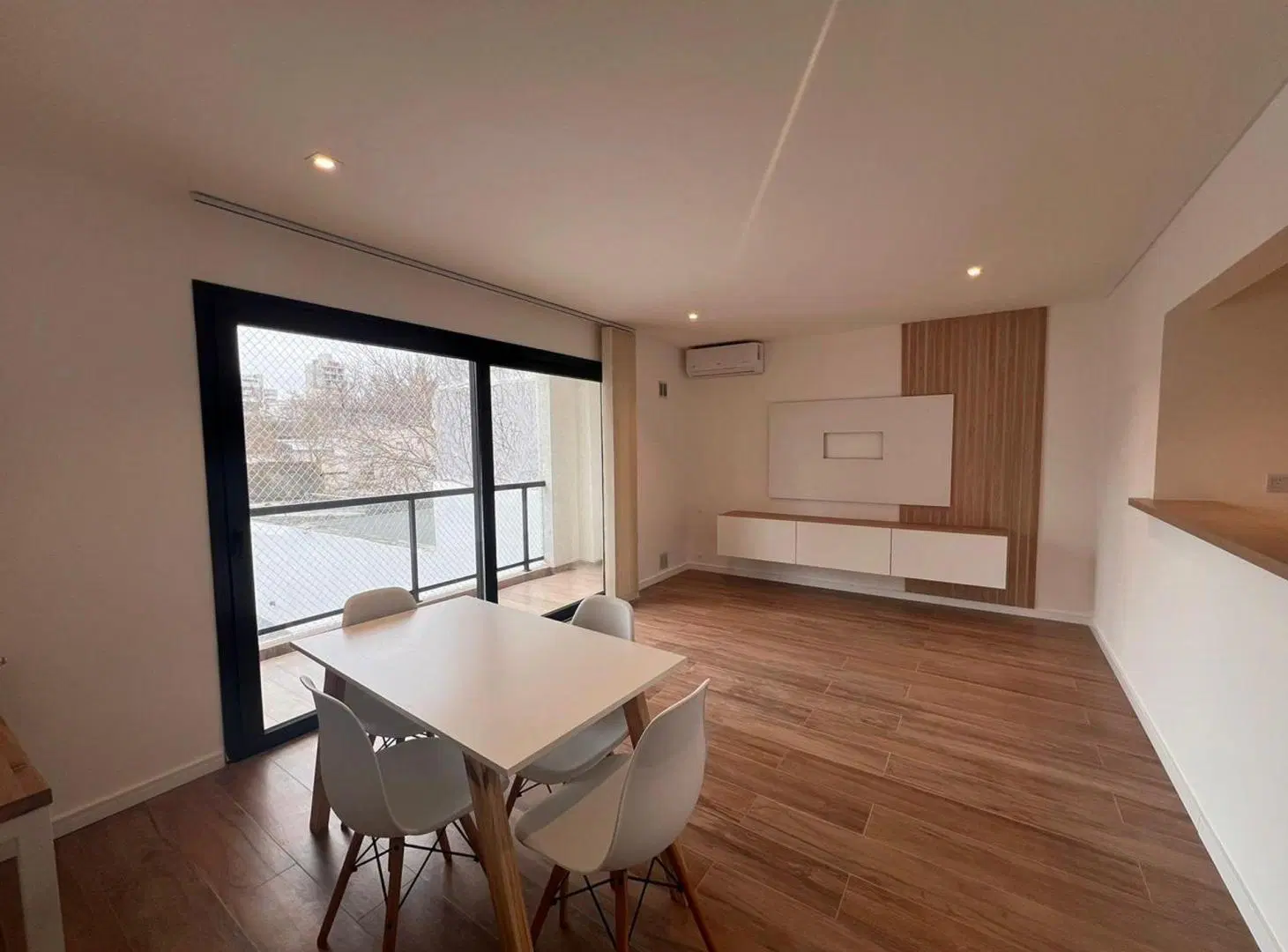 DEPARTAMENTO EN ALQUILER EN LA PLATA 2