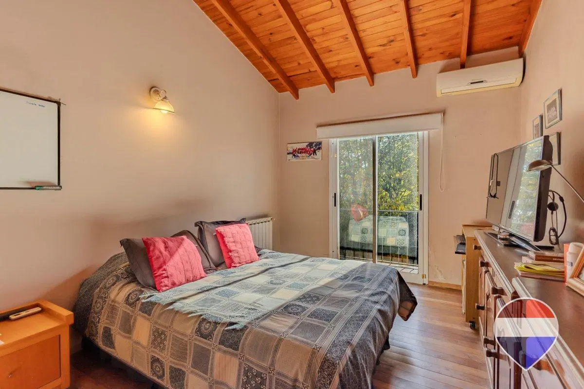CASA EN VENTA EN CITY BELL 2