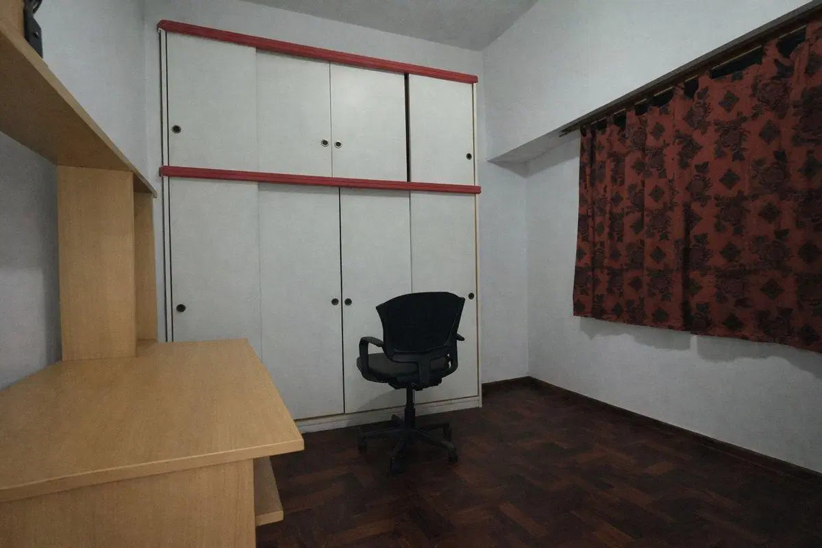 CASA EN VENTA EN FLORENCIO VARELA 3
