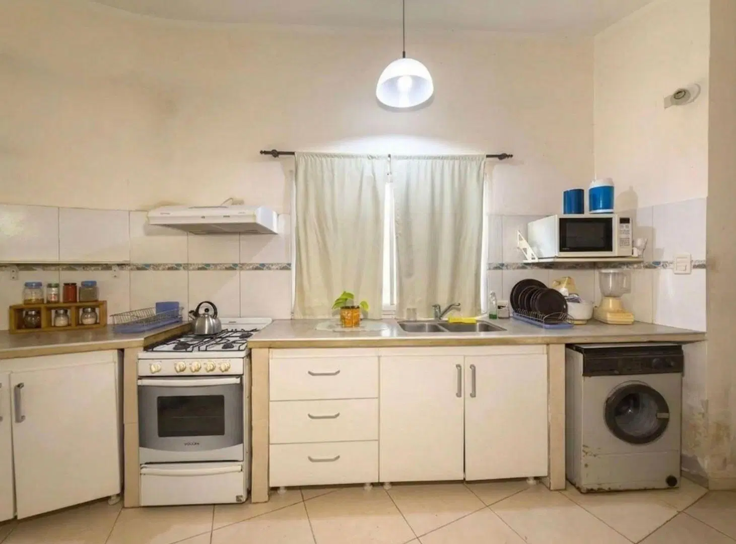 CASA EN VENTA EN CITY BELL 3