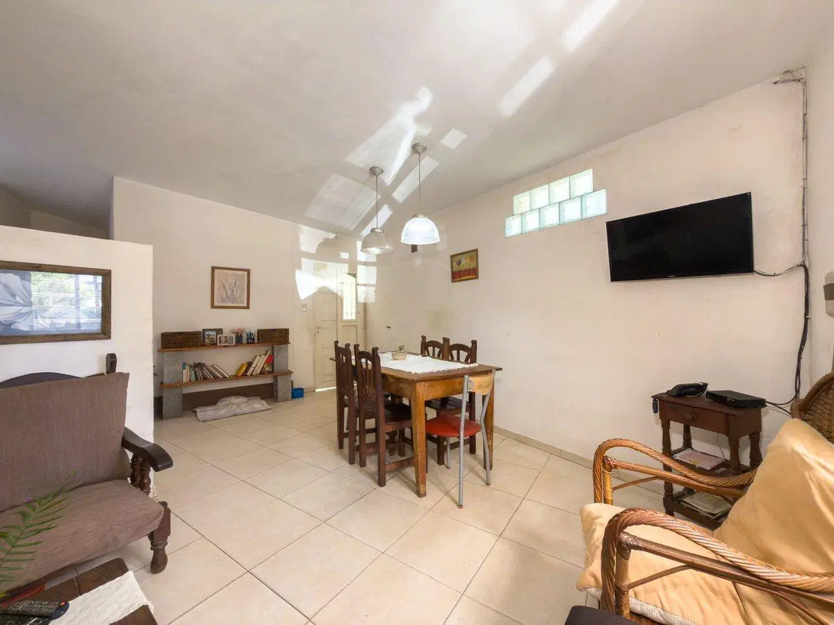 CASA EN VENTA EN CITY BELL 4