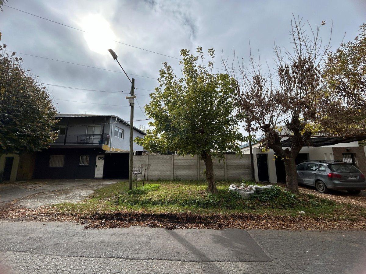Lote en venta en Hernandez La Plata